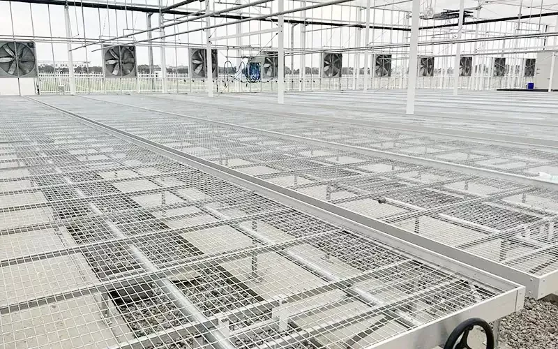 Skleníková škôlka Pohyblivá oceľová rolovacia lavica